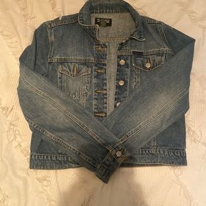 Ralph Lauren Jean jacket! Size youth large but fits like a adult small.